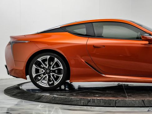 Used 2021 Lexus LC 500 Coupe w/ Performance Package RWD image 20