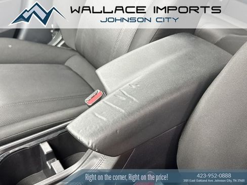 Used 2017 Subaru Impreza 2.0i AWD/4WD image 19