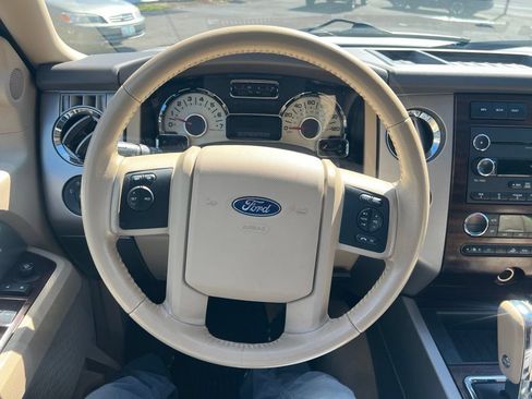 Used 2012 Ford Expedition XLT AWD/4WD image 15