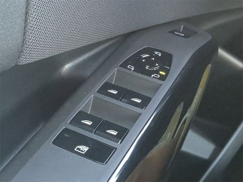 New 2026 BMW X3 xDrive30 w/ Premium Package image 25