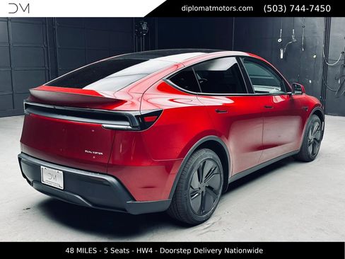 Used 2026 Tesla Model Y AWD image 6