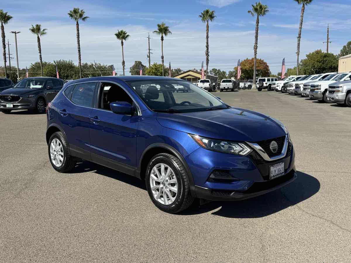 Used 2021 Nissan Rogue Sport S AWD/4WD image 2