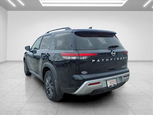 Used 2024 Nissan Pathfinder SV AWD/4WD image 9
