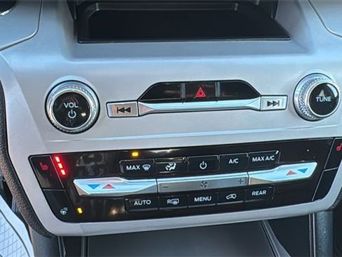 Certified 2023 Ford Explorer XLT w/ Equipment Group 202A image 25