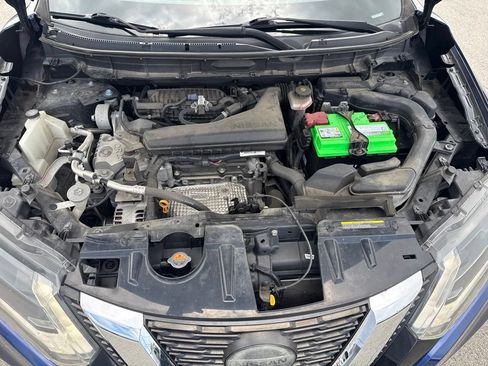 Used 2019 Nissan Rogue SV w/ Premium Package AWD/4WD image 10
