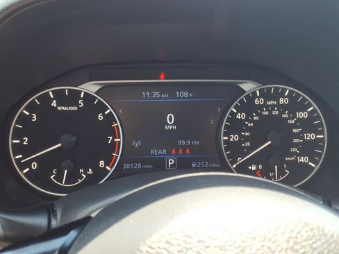 Used 2024 Nissan Altima 2.5 SR FWD image 20