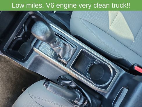 Used 2019 Toyota Tacoma SR5 RWD image 25
