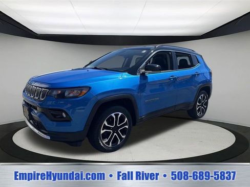Used 2022 Jeep Compass Limited AWD/4WD image 1