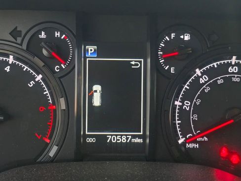 Used 2021 Toyota 4Runner SR5 image 17