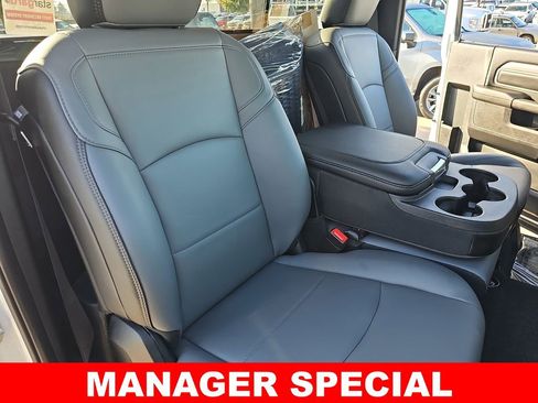 New 2026 RAM 3500 Tradesman image 10