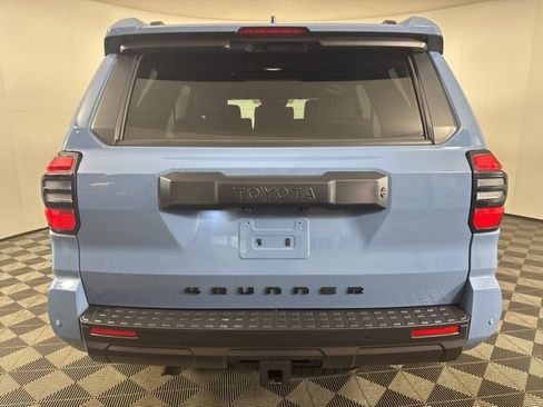 Used 2025 Toyota 4Runner TRD Off-Road Premium image 23