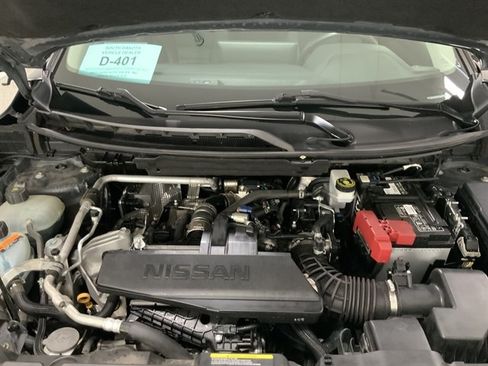 Used 2024 Nissan Rogue SL AWD/4WD image 10