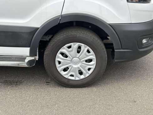 Used 2024 Ford Transit 250 Low Roof w/ Exterior Upgrade Package image 7