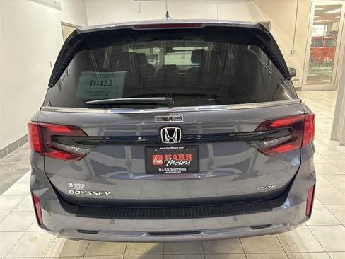 Used 2025 Honda Odyssey Elite image 3