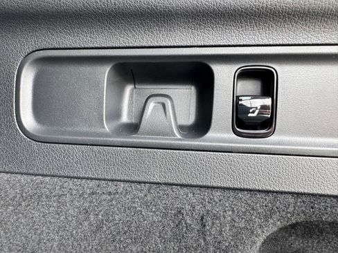 Certified 2025 Mercedes-Benz GLC 300 GLC 300 image 25