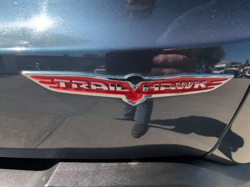 Certified 2023 Jeep Renegade Trailhawk AWD/4WD image 27