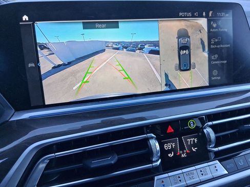 Certified 2022 BMW X5 xDrive45e w/ Executive Package image 25