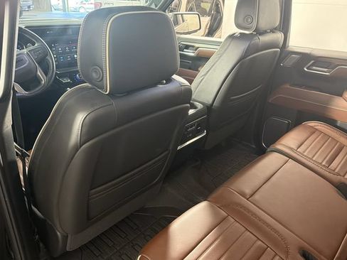 Used 2025 GMC Sierra 1500 Denali Ultimate AWD/4WD image 24