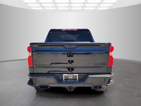 Used 2024 Chevrolet Silverado 1500 High Country w/ Midnight Edition AWD/4WD image 5