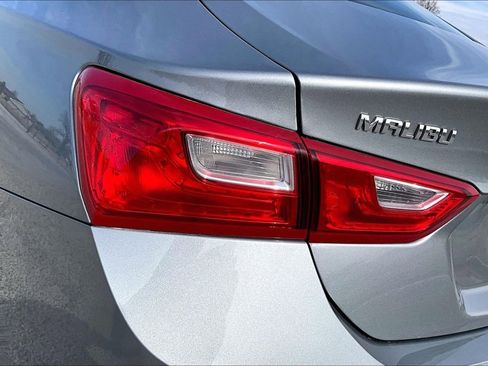 Used 2024 Chevrolet Malibu LT image 27