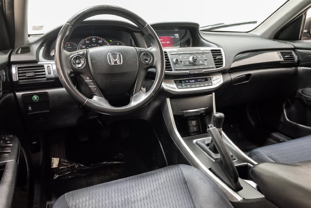 Used 2014 Honda Accord Sport image 9