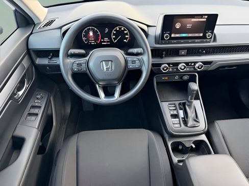 Used 2023 Honda CR-V LX image 11