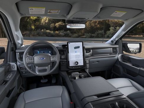 New 2025 Ford F150 Lightning Flash AWD/4WD image 9