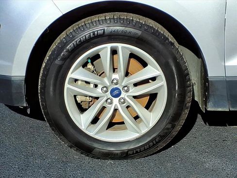 Used 2018 Ford Edge SEL w/ Equipment Group 201A image 8