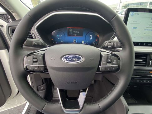 Used 2024 Ford Escape SE w/ PHEV Premium Package image 20