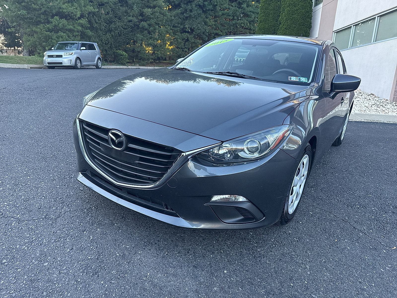 Used 2015 MAZDA MAZDA3 i Sport FWD image 12