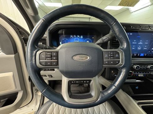 Used 2023 Ford F450 Limited w/ FX4 Off-Road Package image 34