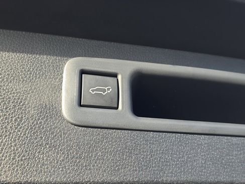 New 2026 Toyota Highlander XSE image 11