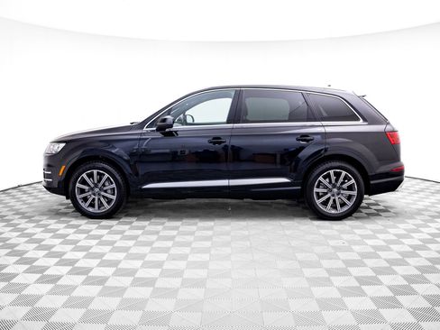 Used 2017 Audi Q7 3.0T Prestige w/ Prestige Package image 2