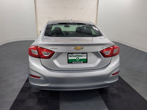 Used 2016 Chevrolet Cruze LT FWD image 6