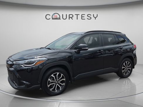 Used 2024 Toyota Corolla Cross AWD Hybrid image 1