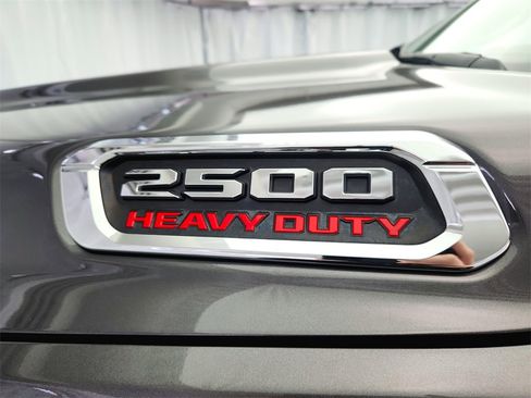 Used 2019 RAM 2500 Big Horn image 27