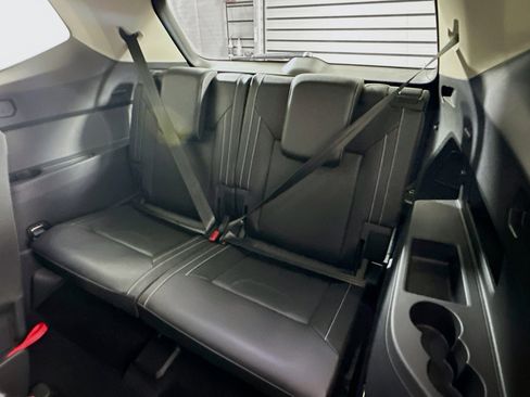 Used 2021 Volkswagen Atlas SE image 28