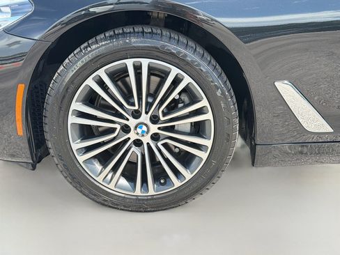 Used 2019 BMW 530i xDrive w/ Convenience Package AWD/4WD image 43