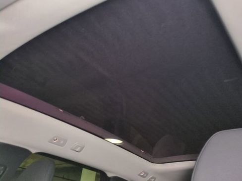 New 2025 Volvo EX90 Plus image 14