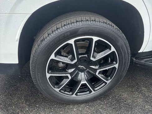 Used 2023 Chevrolet Tahoe RST AWD/4WD image 9