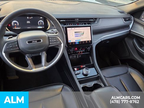 Used 2024 Jeep Grand Cherokee Limited AWD/4WD image 7