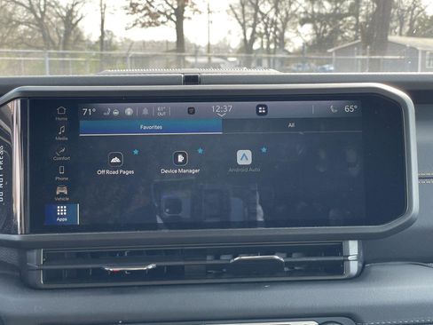 Used 2024 Jeep Wrangler Sahara w/ Safety Group image 21