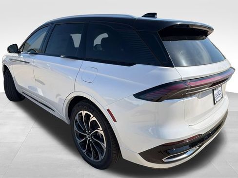 New 2026 Lincoln Nautilus Reserve AWD/4WD image 5