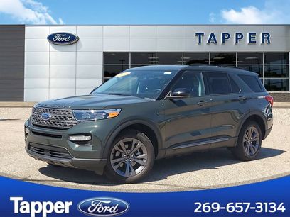 Certified 2024 Ford Explorer XLT w/ Equipment Group 202A