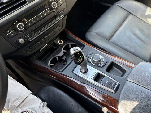 Used 2011 BMW X5 xDrive35d image 26