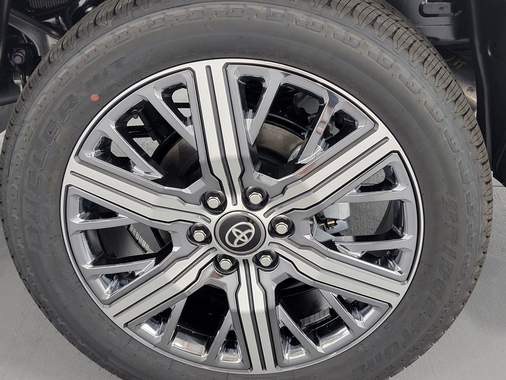New 2026 Toyota Tundra Capstone AWD/4WD image 9