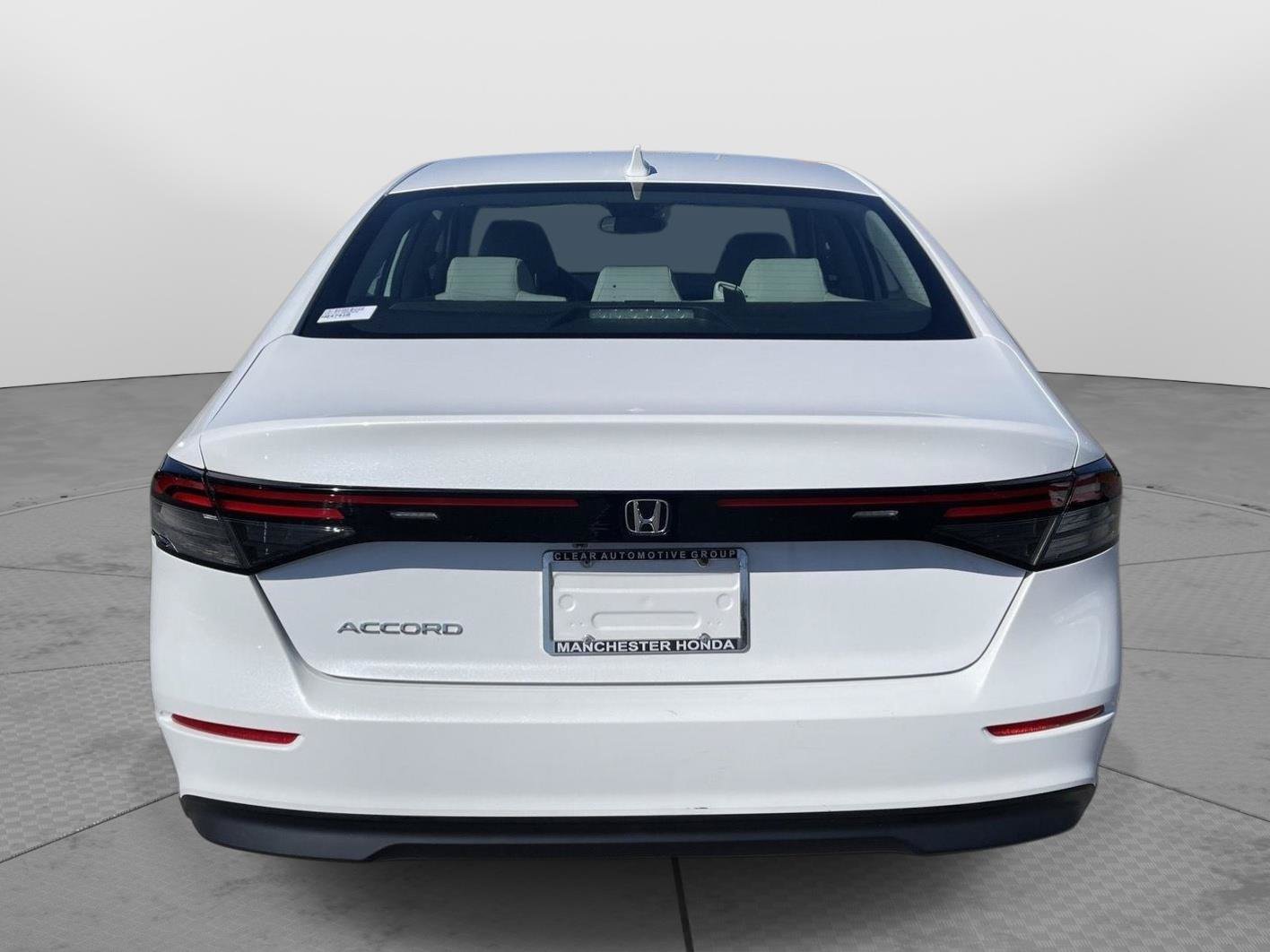 Used 2024 Honda Accord EX image 19
