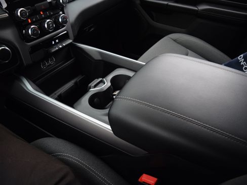 Used 2023 RAM 1500 Big Horn image 14