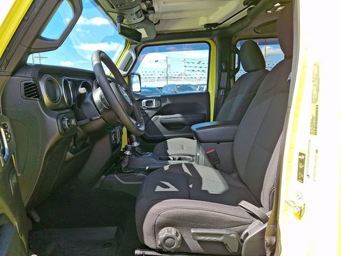 Used 2023 Jeep Wrangler Unlimited Sport AWD/4WD image 13
