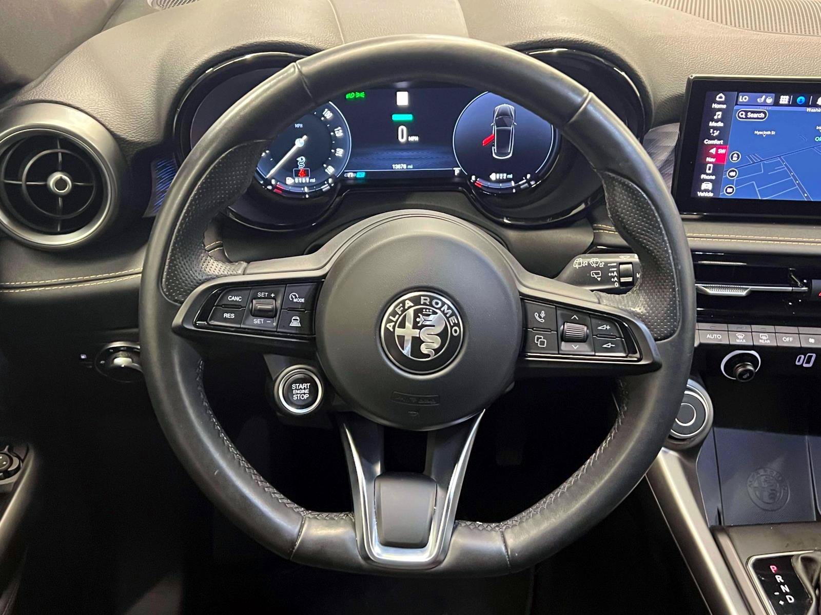 Used 2024 Alfa Romeo Tonale Ti AWD/4WD image 14